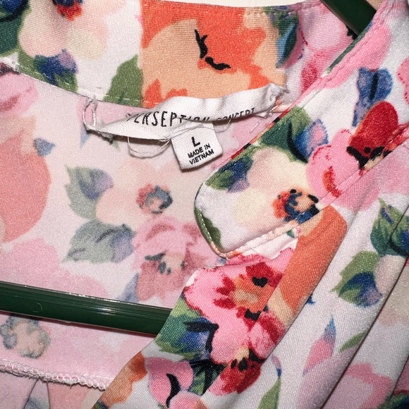 Used Floral PerSeption Concept Sleeveless Blouse. - Picture 2 of 4